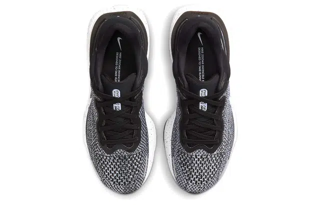 Nike Invincible Run 1