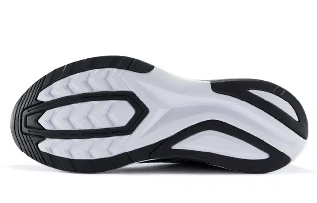 Saucony Endorphin Shift
