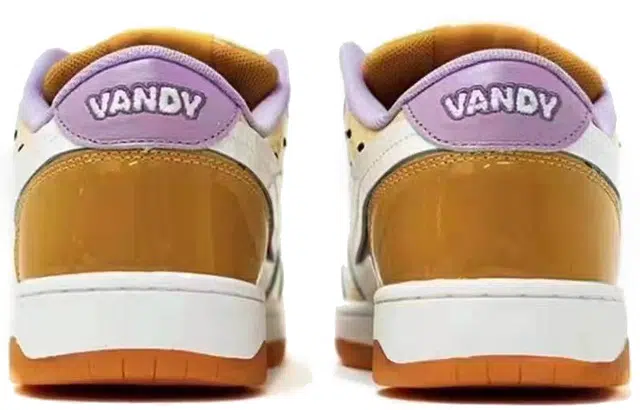 Vandy The Pink