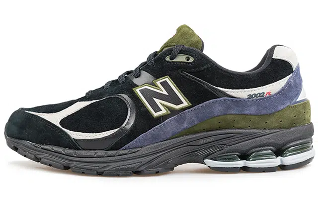 New Balance 2002R Black Green Limited Edition