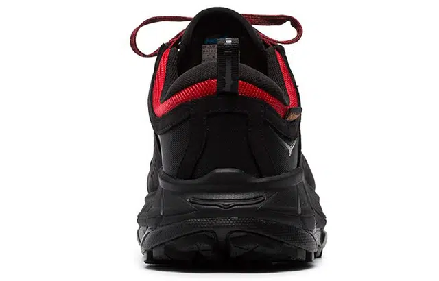 HOKA ONE ONE Tor Ultra Low Engineered Garments
