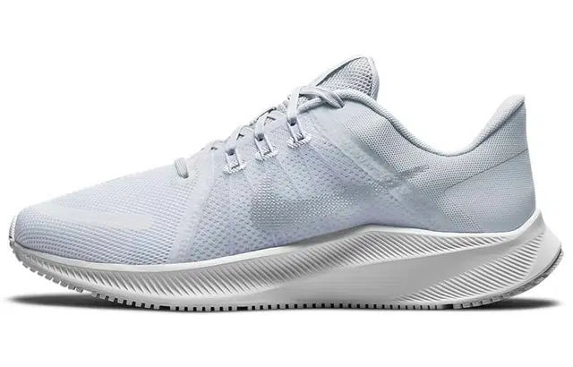 Nike Quest 4