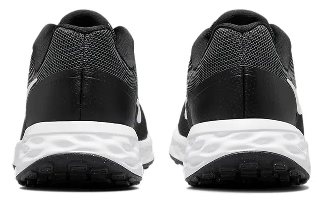 Nike REVOLUTION 6 Next Nature