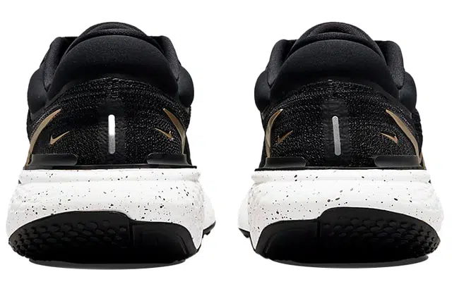 Nike Invincible Run 1 Flyknit