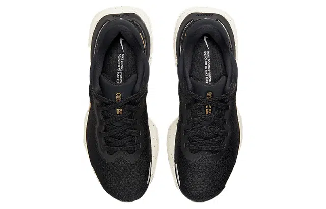 Nike Invincible Run 1 Flyknit