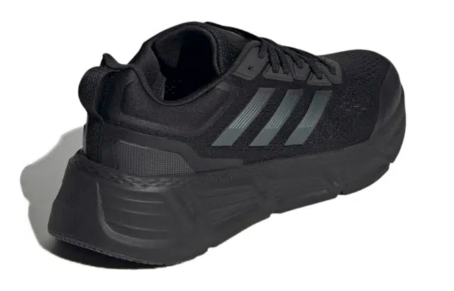 adidas neo Questar
