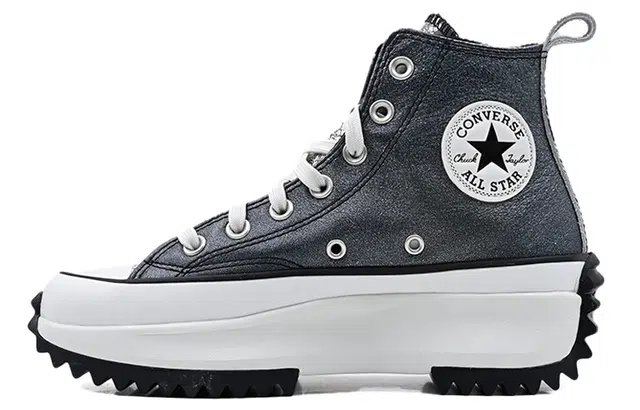 Converse Run Star Hike