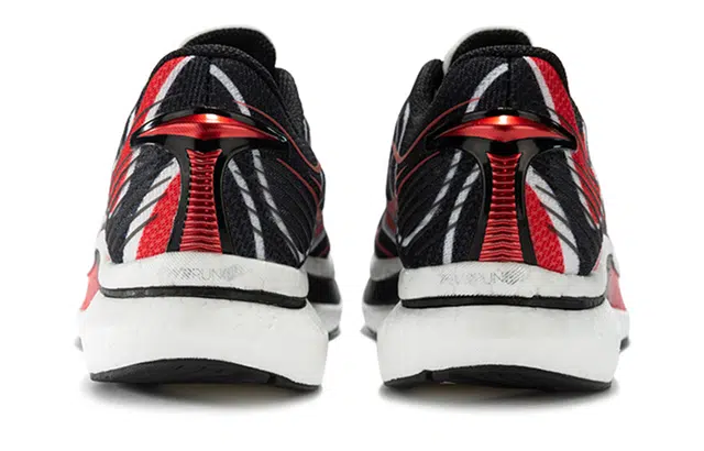 Saucony Endorphin Speed