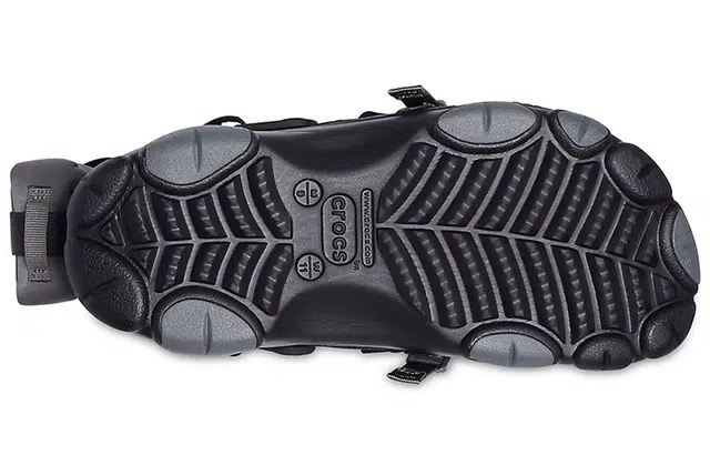 beams x Crocs Classic clog