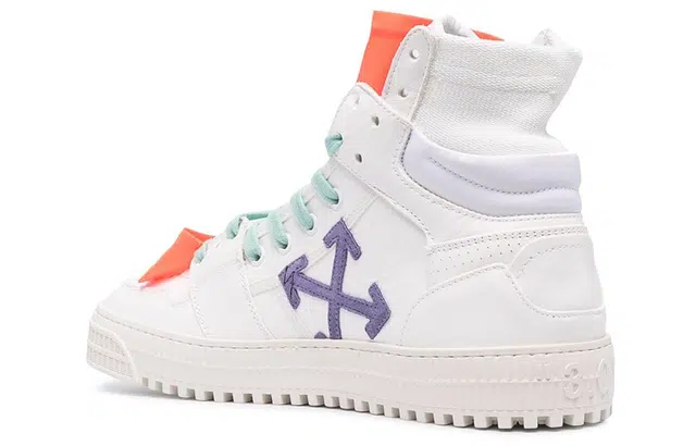 OFF-WHITE Trainers