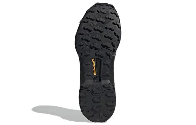 x adidas Terrex Ax4