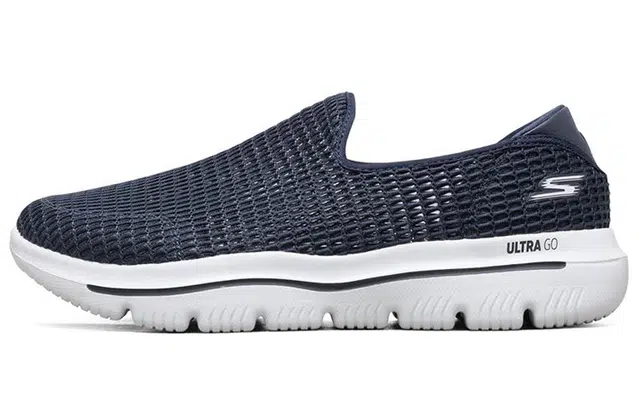 Skechers Go Walk Evolution Ultra