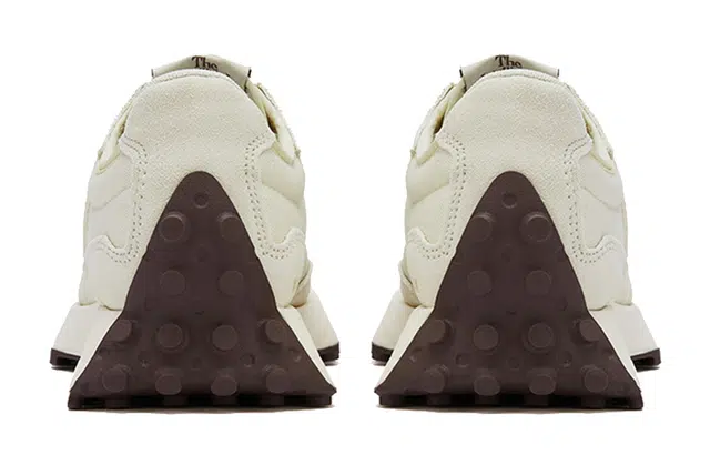 New Balance 327 Sea Salt White