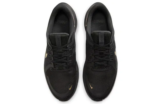 Nike Quest 4