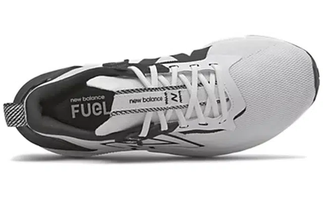 New Balance FuelCell Propel RMX v2
