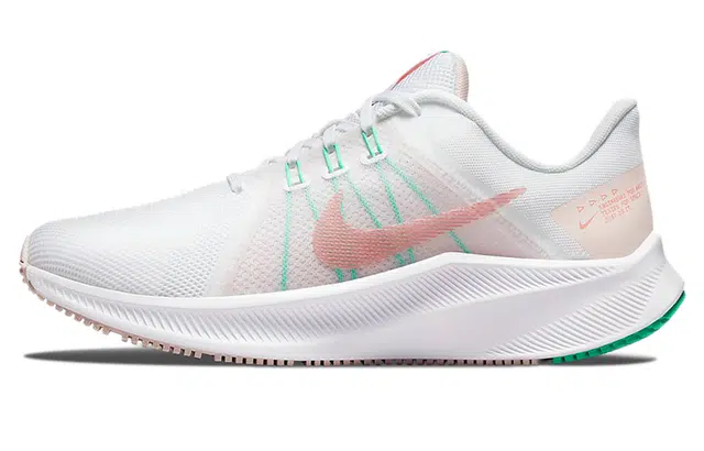 Nike Quest 4