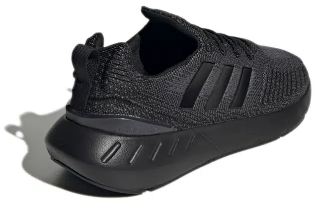 adidas originals Swift Run 22