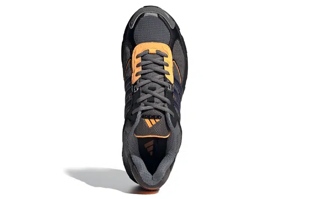 adidas originals Response CL