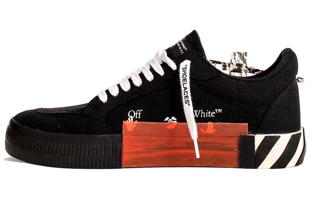 OFF-WHITE Virgil Abloh