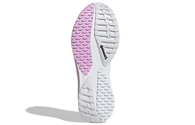 adidas Sl20
