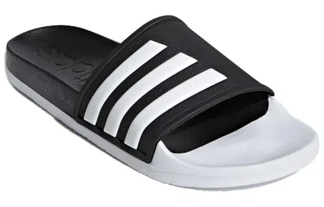 adidas Adilette Tnd