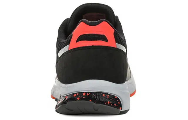 New Balance 530 Black Grey