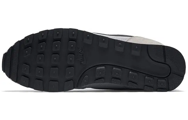 Nike MD Runner 2