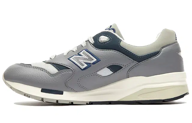 New Balance 1600 Navy