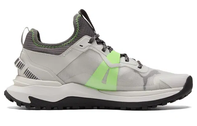 PUMA Voyage Nitro