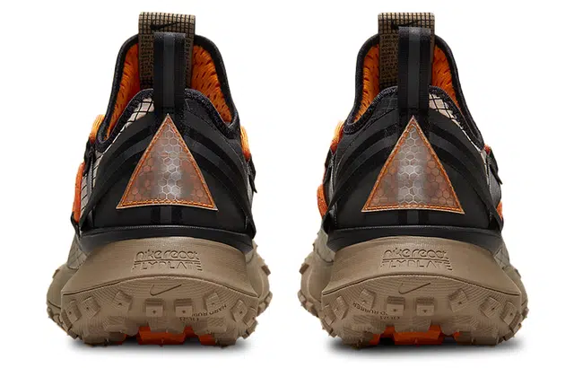 Nike ACG Mountain Fly Low "Fossil Stone"