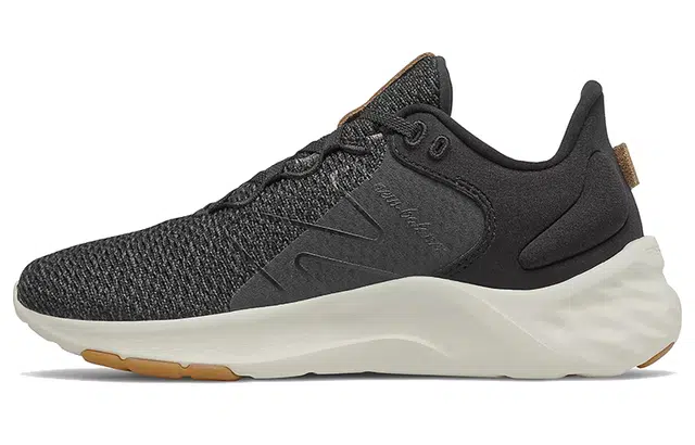 New Balance Roav v2 Black