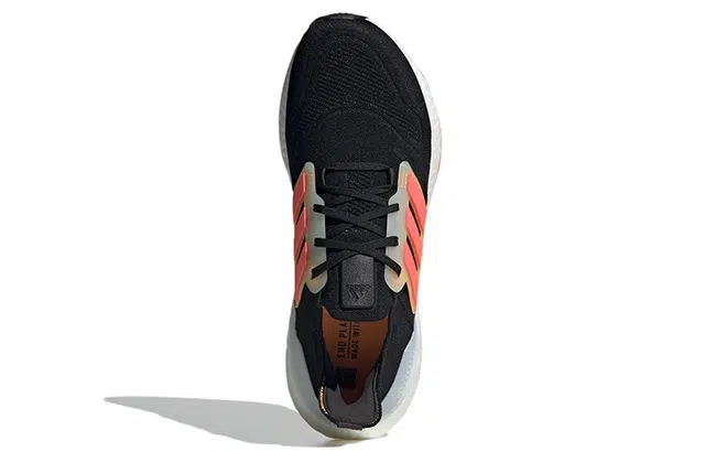 adidas Ultraboost 22