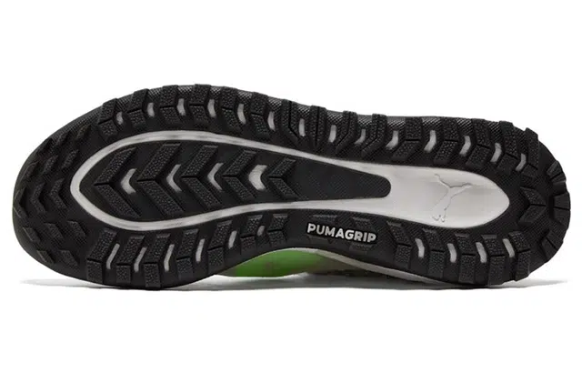 PUMA Voyage Nitro