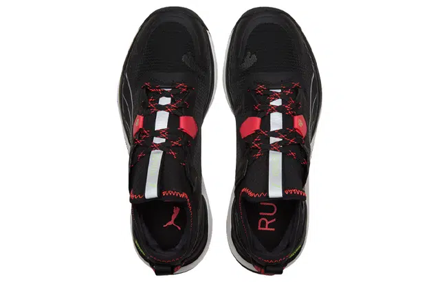 PUMA Voyage Nitro