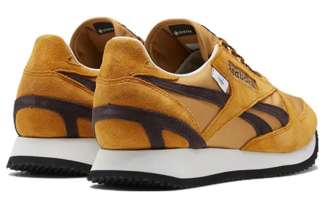 Reebok Victory