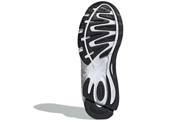 adidas originals Response CL PU
