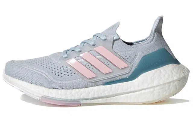 adidas Ultraboost 21