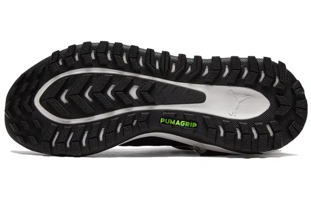 PUMA Voyage Nitro