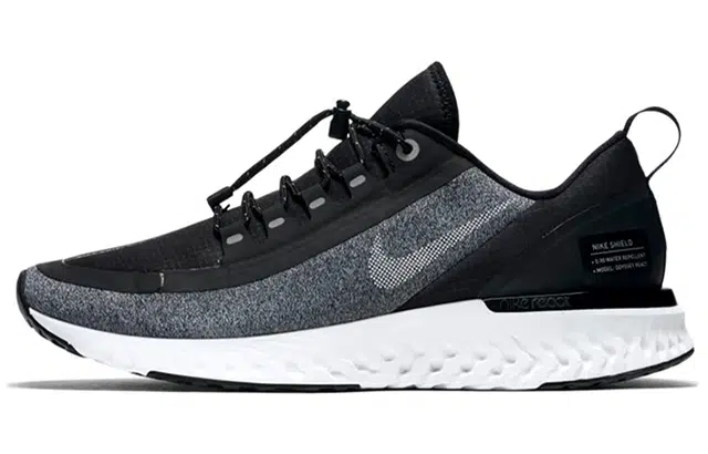 Nike Odyssey React Shield