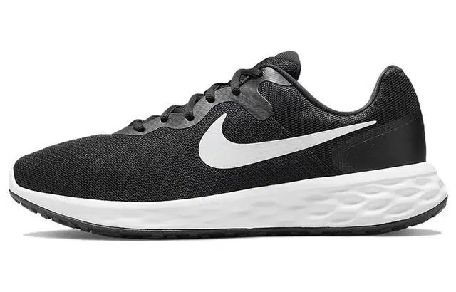 Nike REVOLUTION 6