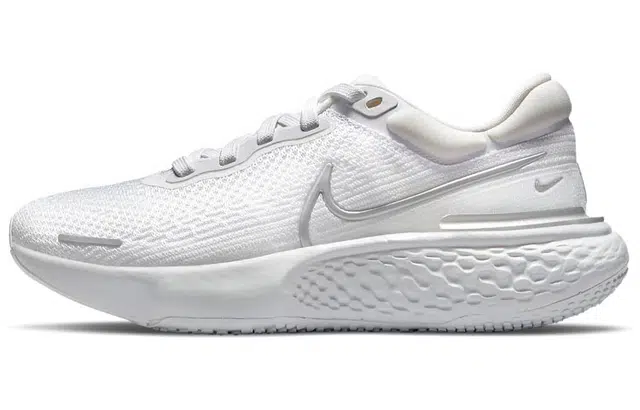 Nike Invincible Run 1 Flyknit