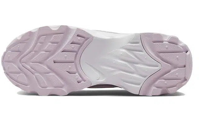 Nike TC 7900 Light Pink