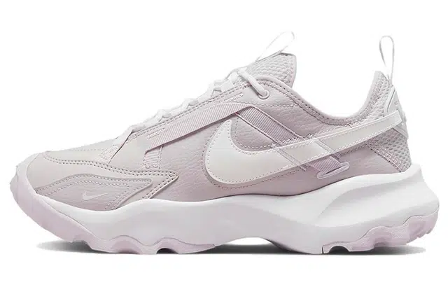 Nike TC 7900 Light Pink