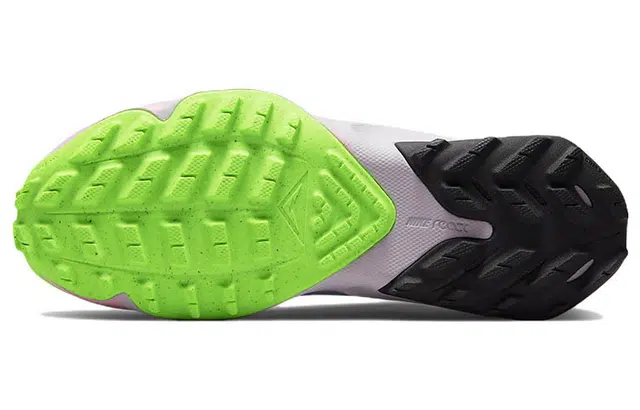 Nike Air Zoom Terra Kiger 8