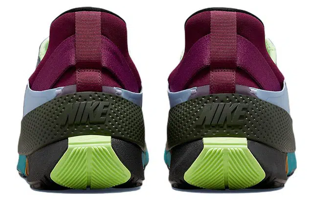 Nike Go FlyEase Black Purple