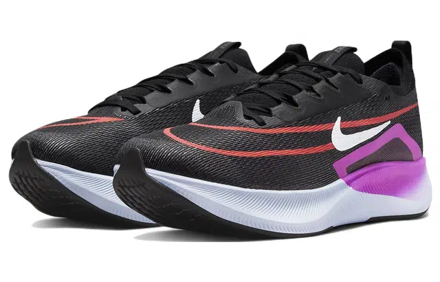 Nike Zoom Fly 4