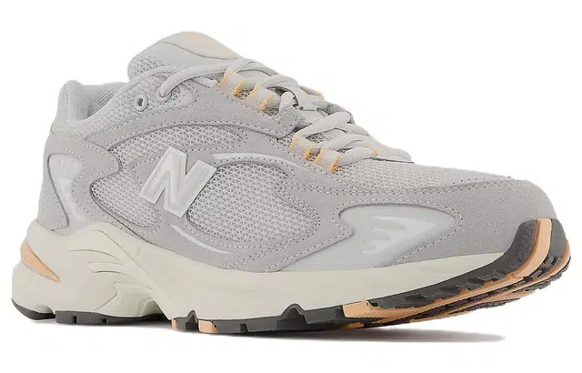 New Balance NB 725 v1