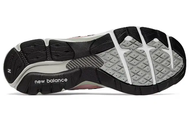 New Balance NB 920