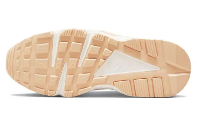 Nike Huarache SE "Easter"