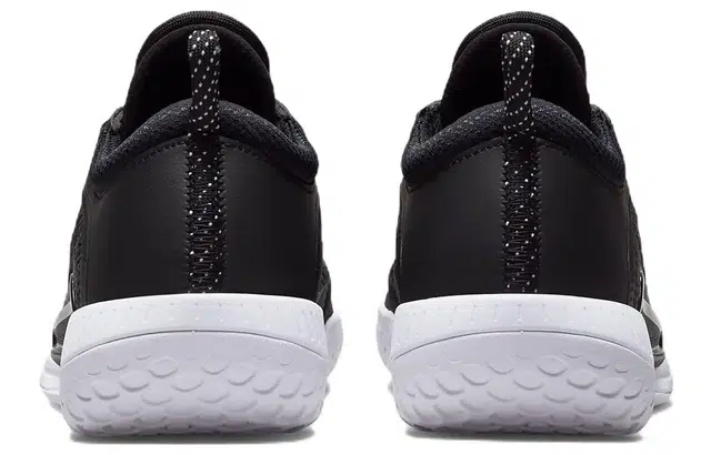 Nike Court Zoom NXT HC